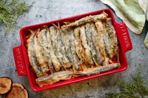 Мойва с овощами в духовке Мойва с овощами в духовке