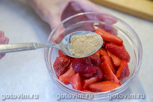 Отбивные из свинины с соусом из клубники Отбивные из свинины с соусом из клубники