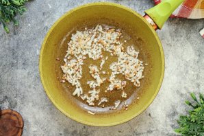 Фаршированная курица в духовке