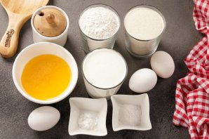 Манник на кефире в мультиварке