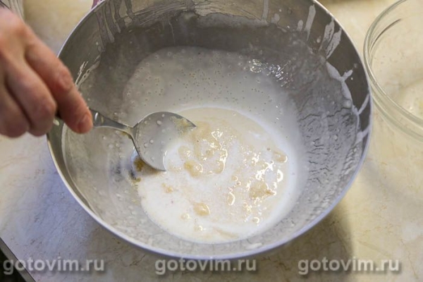 Оладьи с икрой корюшки Оладьи с икрой корюшки