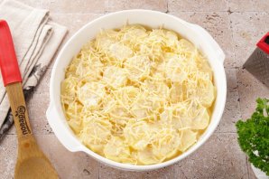 Запеканка из кабачков с картошкой и фаршем в духовке Запеканка из кабачков с картошкой и фаршем в духовке