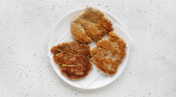 Отбивные из говяжьей вырезки , пошаговый рецепт с фото на 562 ккал Отбивные из говяжьей вырезки , пошаговый рецепт с фото на 562 ккал