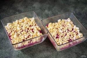 Селедка под шубой с яблоками