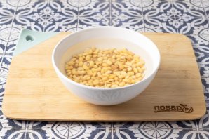 Холодная лапша с соевым молоком "Конггуксу" Холодная лапша с соевым молоком "Конггуксу"