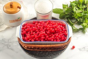 Варенье из красной смородины в мультиварке Варенье из красной смородины в мультиварке