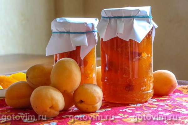 Абрикосовое варенье с черешней Абрикосовое варенье с черешней