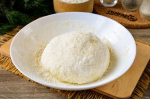 Пирог с курицей из бездрожжевого теста Пирог с курицей из бездрожжевого теста
