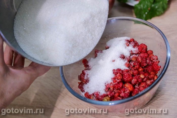 Варение земляника с малиной в микроволновке