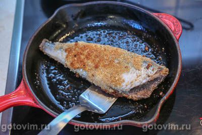 Жареная сельдь в сухарях