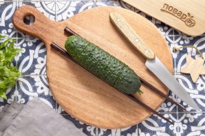 Закуска из огурца «Змейка» Закуска из огурца «Змейка»