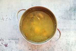 Щи из крошева с курицей Щи из крошева с курицей