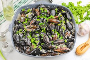 Мидии в белом соусе Мидии в белом соусе