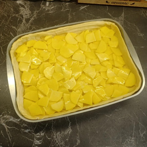 Пирог с курицей и грибами