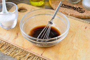 Салат из помидоров с морской капустой Салат из помидоров с морской капустой