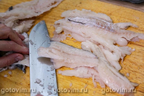 Котлеты из пикши с салом в мультиварке