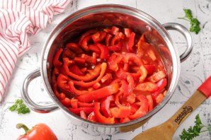 Лечо с томатной пастой Лечо с томатной пастой