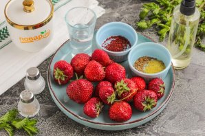 Соус из клубники к мясу Соус из клубники к мясу