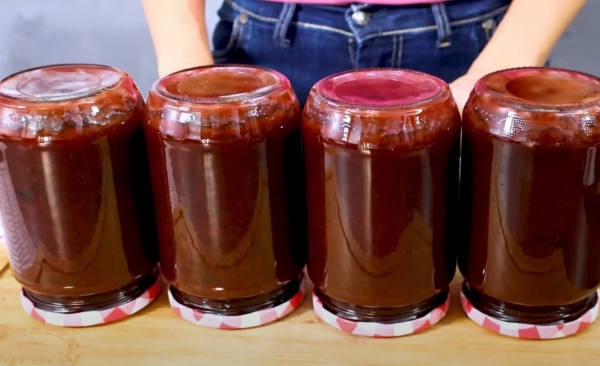 Настоящее чудо в банке: домашнее сливовое варенье, которое хранится более 2 лет. Остаётся вкусным, как в первый день! Настоящее чудо в банке: домашнее сливовое варенье, которое хранится более 2 лет. Остаётся вкусным, как в первый день!