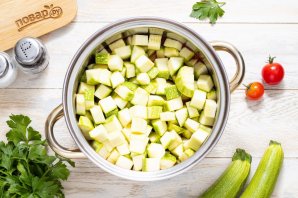 Кабачки в томате на зиму