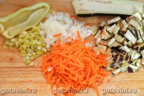 Скумбрия лодочкой, фаршированная овощами Скумбрия лодочкой, фаршированная овощами