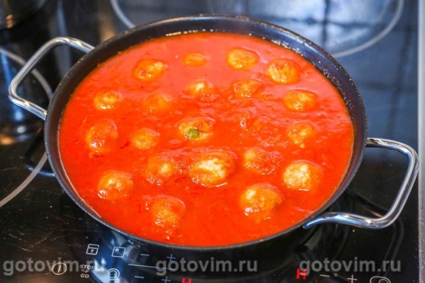 Рыбные фрикадельки в томатном соусе Рыбные фрикадельки в томатном соусе