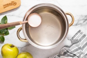 Маринованные яблоки на зиму