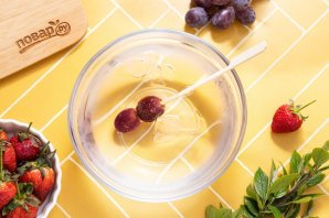 Фрукты в стекле