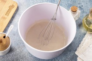 Дрожжевые оладушки на кефире