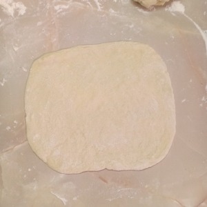 Пирог с яблоками и изюмом Пирог с яблоками и изюмом