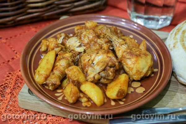 Чахохбили из курицы с картофелем в мультиварке