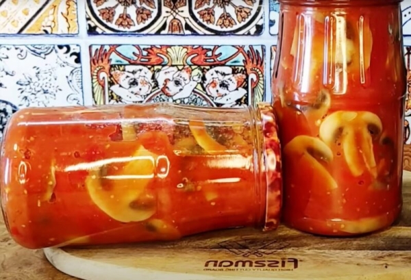 «Охотничий» салат на зиму: секрет маринада, в котором грибы, томаты и перец становятся невероятно аппетитными! «Охотничий» салат на зиму: секрет маринада, в котором грибы, томаты и перец становятся невероятно аппетитными!