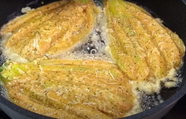 Жареные кабачки вкуснее мяса. Турецкая жена бизнесмена поделилась рецептом: всё готово за 60 минут. Жареные кабачки вкуснее мяса. Турецкая жена бизнесмена поделилась рецептом: всё готово за 60 минут.