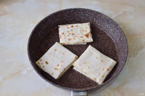 Конвертики с ветчиной и сыром Конвертики с ветчиной и сыром