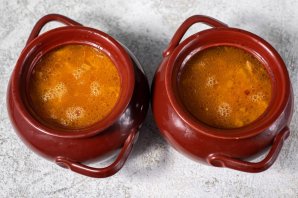 Каша с мясом в горшочке