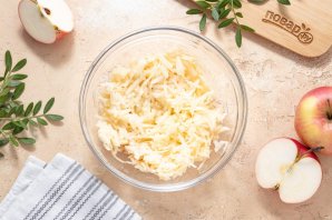 Драники из яблок Драники из яблок