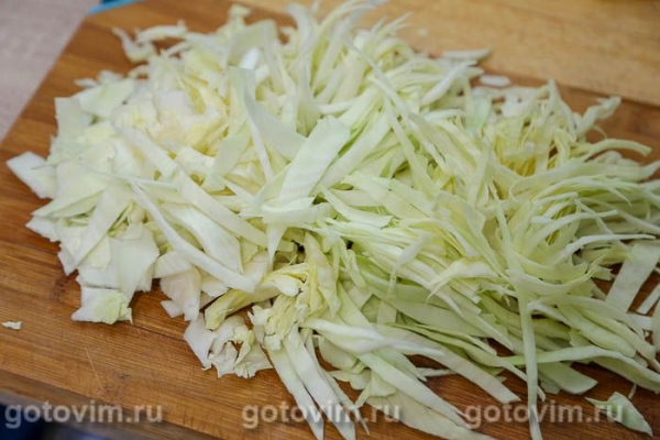 Рубиновый борщ с маринованной свёклой в мультиварке