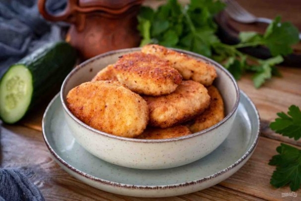 Сочные котлеты из кальмаров Сочные котлеты из кальмаров