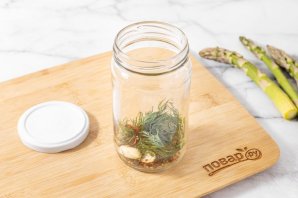 Маринованная спаржа Маринованная спаржа