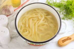 Сырно-сливочная паста с морепродуктами Сырно-сливочная паста с морепродуктами