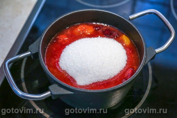 Варенье из желтой алычи и сливы