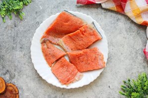 Горбуша в сметане