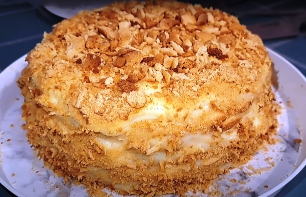 Домашний «Медовик». Рецепт, который я не меняю уже больше 30 лет Домашний «Медовик». Рецепт, который я не меняю уже больше 30 лет