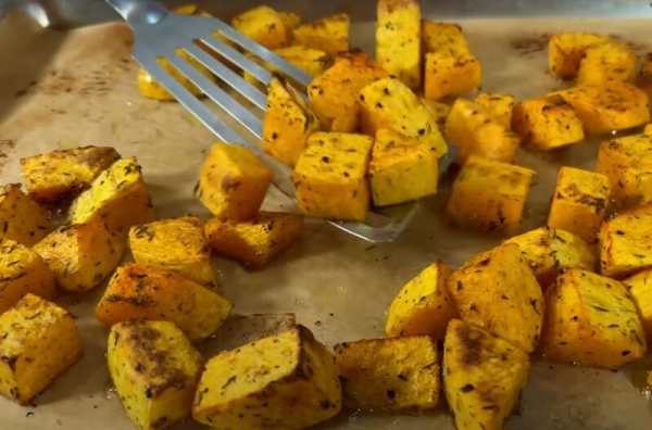 Тыква, которую вы еще не пробовали: секретный соус и сырная корочка, превращающие простой ужин в шедевр Тыква, которую вы еще не пробовали: секретный соус и сырная корочка, превращающие простой ужин в шедевр