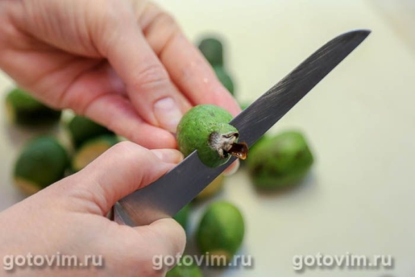 Компот из фейхоа с лимоном Компот из фейхоа с лимоном