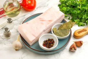 Сало в рассоле в банке Сало в рассоле в банке