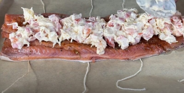 Горбушу теперь покупаю килограммами. Сочная рыбка с вкусной начинкой: съедается за считанные минуты Горбушу теперь покупаю килограммами. Сочная рыбка с вкусной начинкой: съедается за считанные минуты