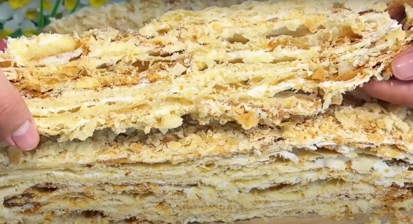 Хрустящий Наполеон за 25 минут. Такой в магазине не купишь Хрустящий Наполеон за 25 минут. Такой в магазине не купишь