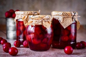 Варенье из алычи с косточками