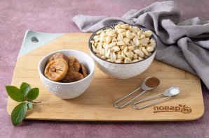 Арахисовая паста с инжиром Арахисовая паста с инжиром